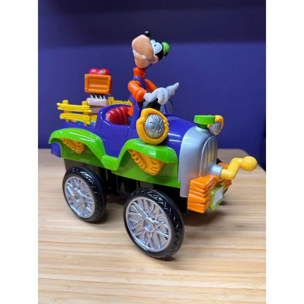 Disney Goofy RC Bump N Go Talking Car Mattel 2000 Works No Remote 27MHz